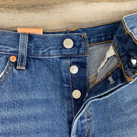 LEVI’S 501 Distressed Cutoff Denim Shorts 27 28 - Picture 6 of 8